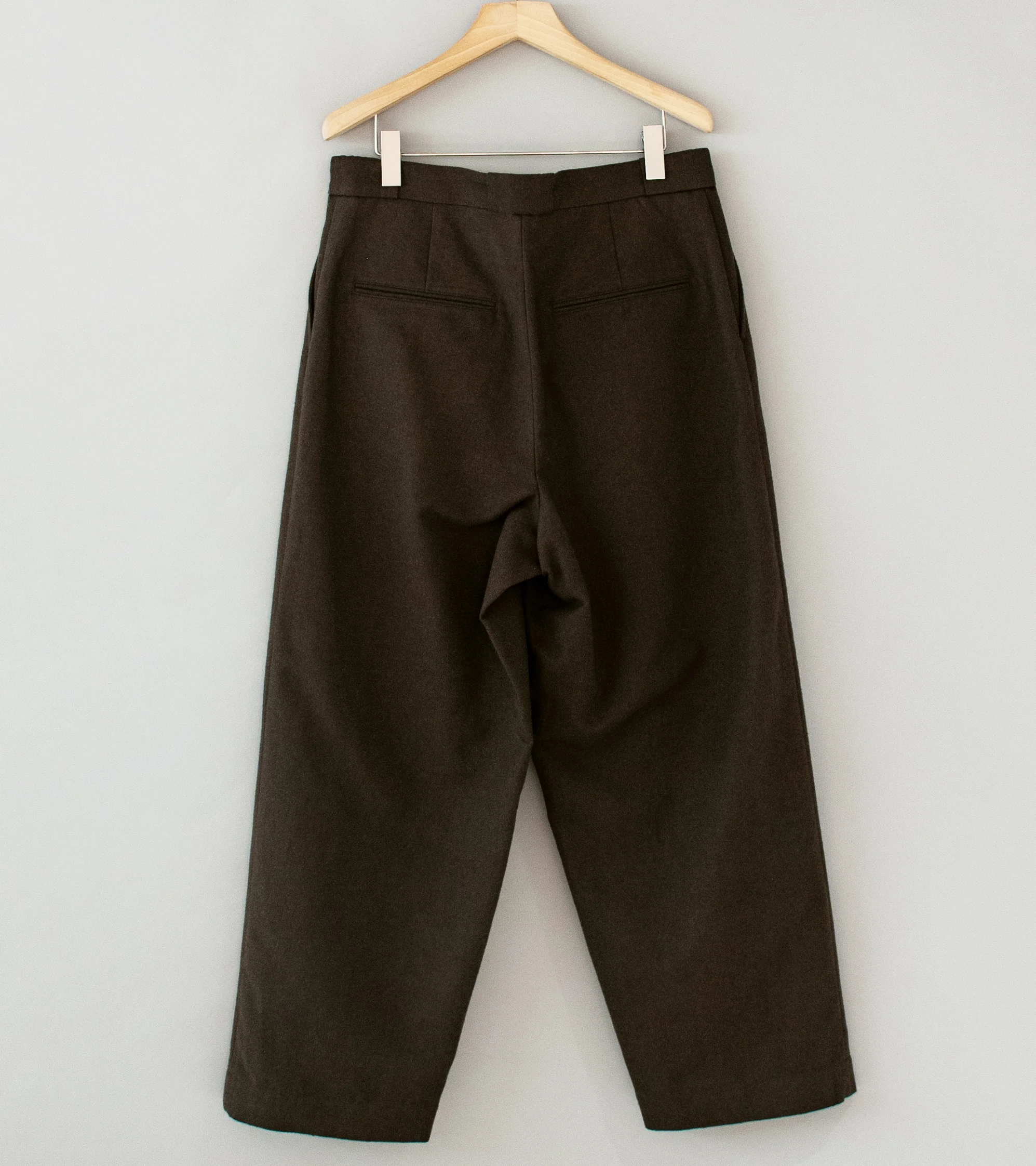Evan Kinori 'Flat Front Pant' (Dark Olive Brushed Wool Cotton Linen) - Image 5