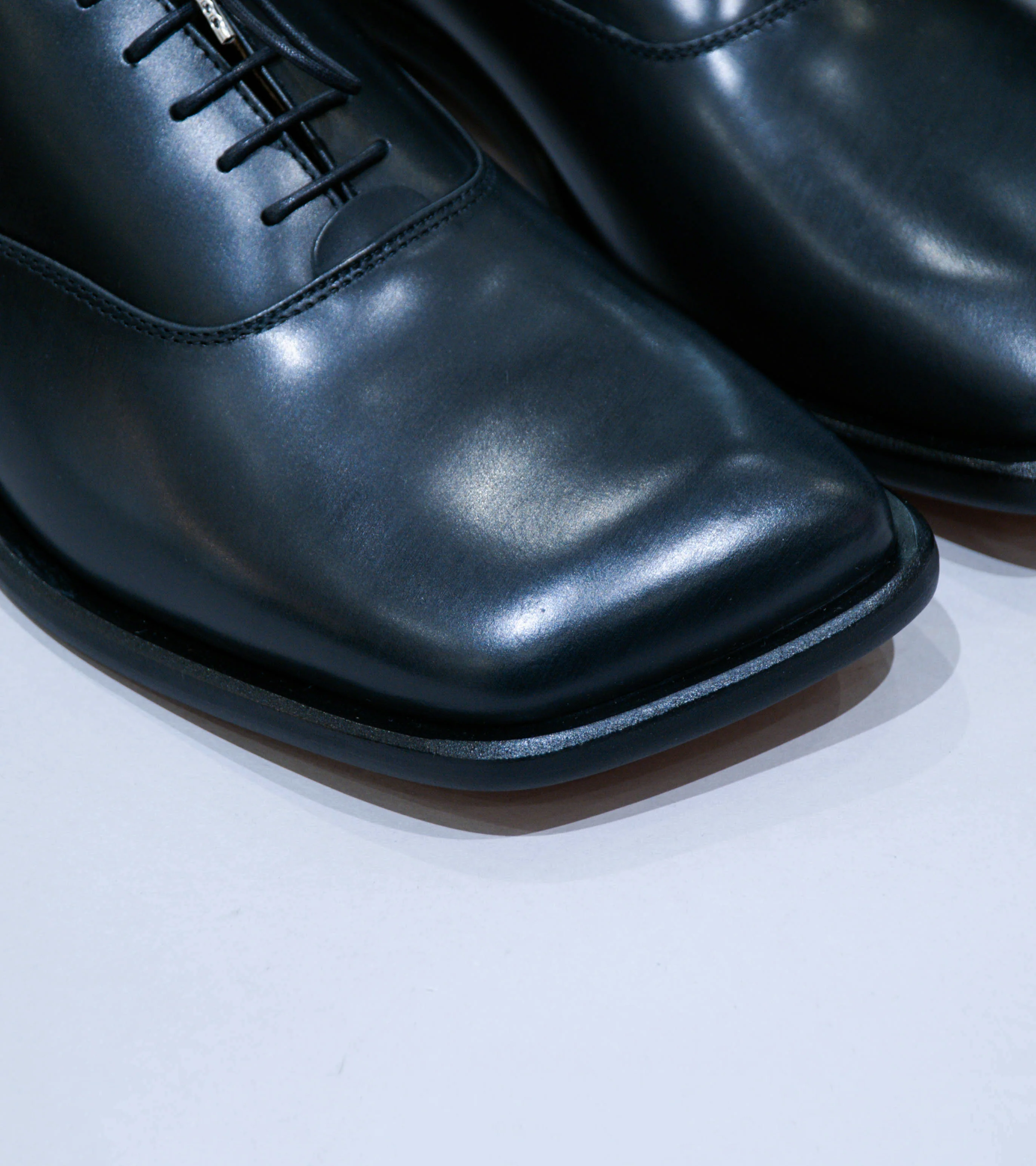 Hender Scheme 'Bear Foot Balmoral Shoes' (Black) - Image 4