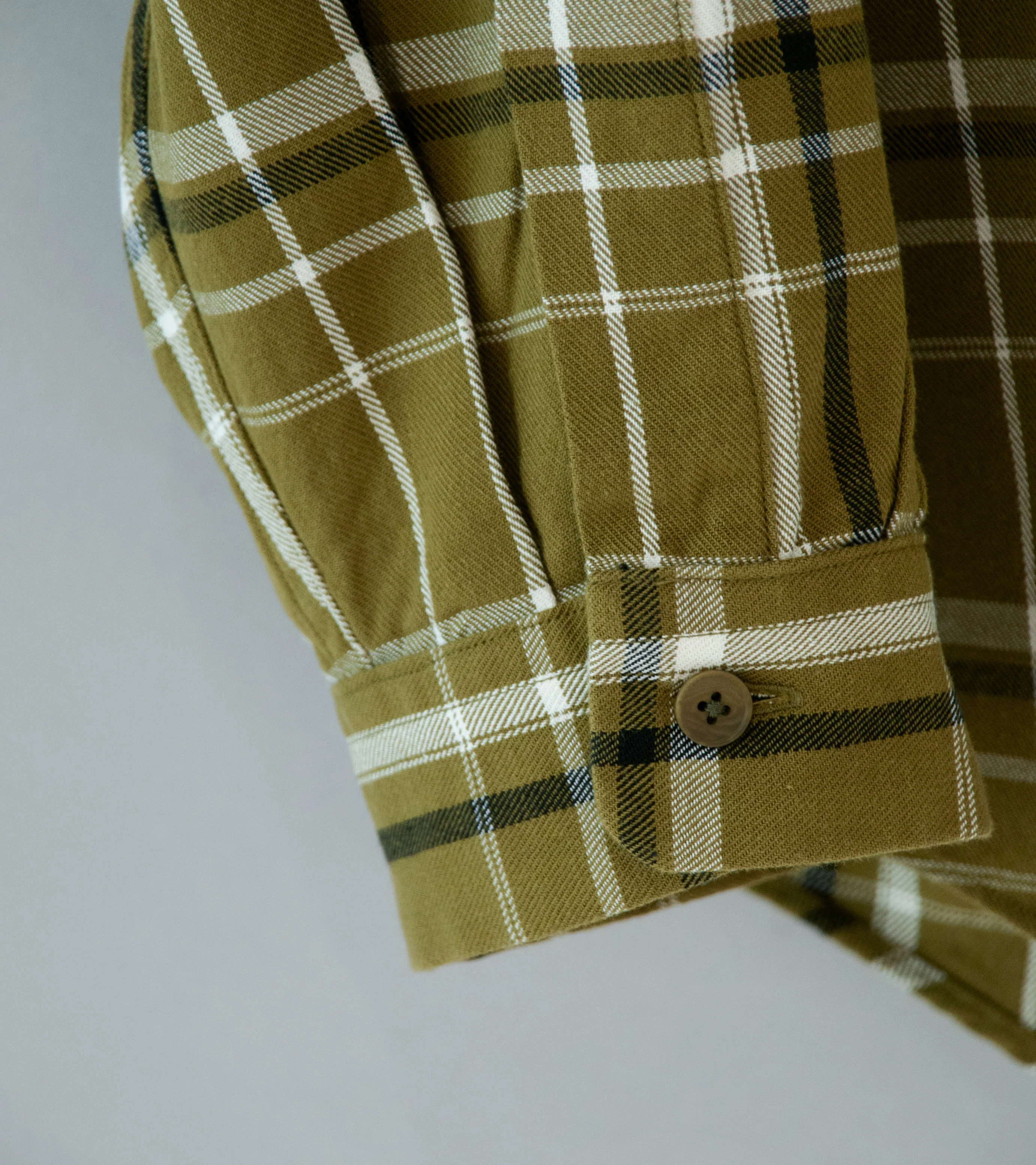 Yaeca 'Button Shirt Wide' (Olive Check) - Image 5
