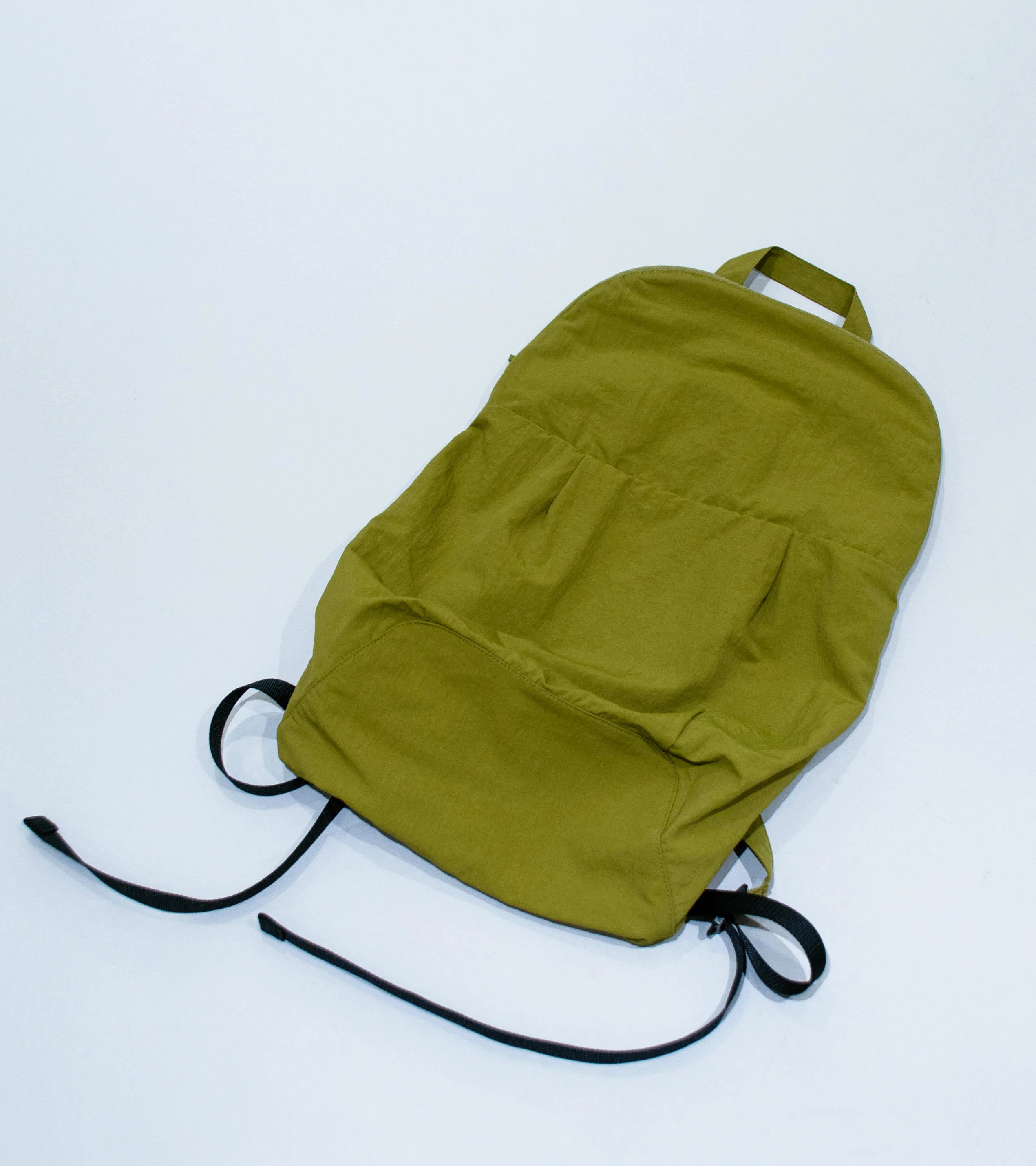 Yaeca 'Scarab Bag' (Olive)